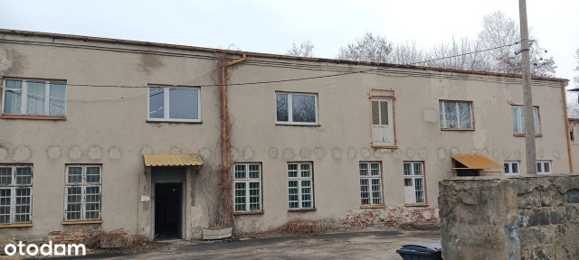 Dąbrowa Górnicza, ul. Dworcowa 27 - kompleks biurowo-magazynowy