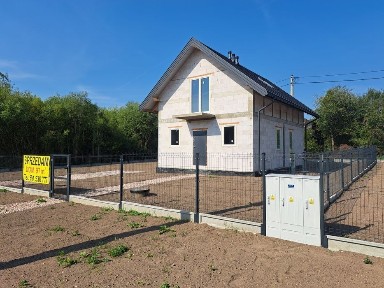 Sprzedam dom 97m2 z działką 668m2