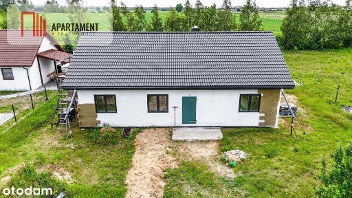 Nowy dom szkieletowy pod Nakłem nad Notecią