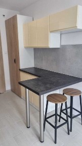 Kawalerki na wynajem, os. zalesie - ul. Kaczeńcowa 34