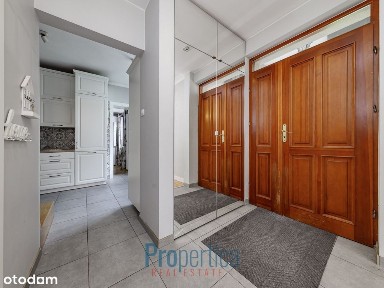 Dom przy lesie blisko centrum Warszawy