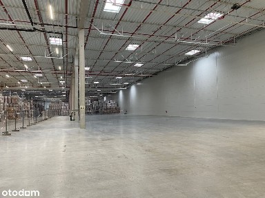 Niezależny magazyn 2500 m2 w Jankach