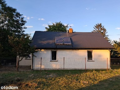 Dom parterowy w pięknej i cichej okolicy.