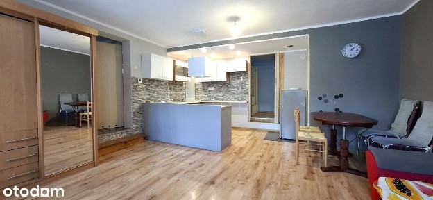 Budynek mieszkalny - parterowy z dobrą lokalizacj