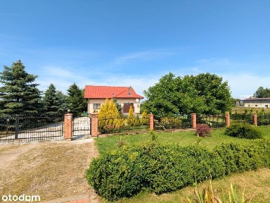 Dom wolnostojący z garażem - Parnowo