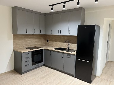 Nowoczesne, wyremontowane mieszkanie, klimatyzacja, ogród, 65 m2