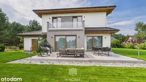 Nowoczesny dom z bajecznym ogrodem tuż przy lesie