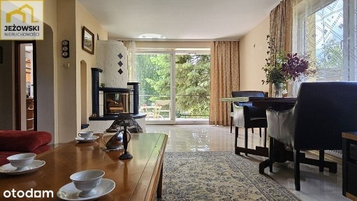 Janowiec nad Wisłą, dom z garażem i dużym ogrodem