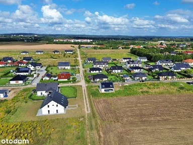 Zabudowa bliźniacza, stan deweloperski, duża działka, taras, 5 pokoi.
