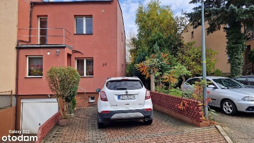 Dom dla Ciebie i Twojej rodziny - przestrzeń, cisza, wygoda.