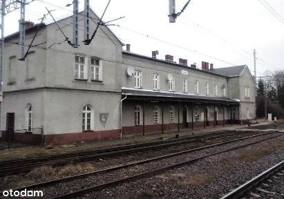 Chybie, ul. Dworcowa 9 - lokale użytkowe w budynku dworca