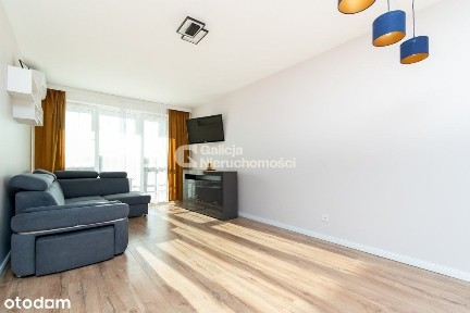 Nowoczesne mieszkanie z balkonem, windą i garażem