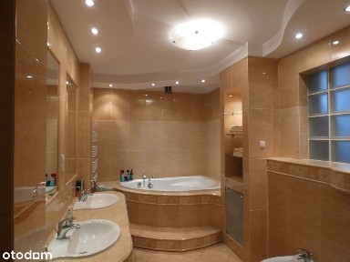 Atrakcyjny dom położony na granicy Częstochowy