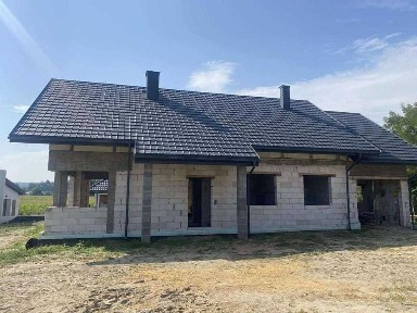 Sprzedam Dom w Zawadzie, stan surowy zamknięty w fazie realizacji.