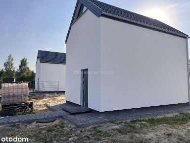 Nowoczesny dom na sprzedaż w miejscowości Ryczyca