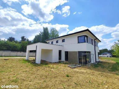 Nowy bliźniak w Krasnem-2 tarasy, spokojna okolica