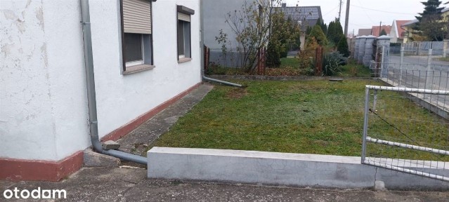 Na sprzedaż dom z potencjałem w Rożniątowie