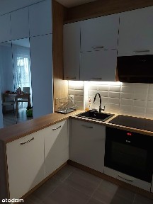 Komfortowe mieszkanie z nowoczesnym wyposażeniem