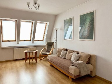 2 pokojowe, atrakcyjne mieszkanie 44m2, ul. Zachodnia /Nowe Miasto/