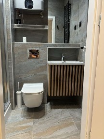 Duża Kawalerka centrum, klimatyzacja, bez czynszu, bezpostednio