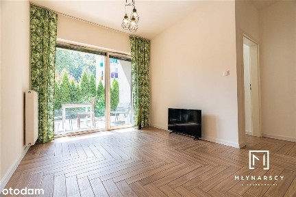 2 pokoje na wynajem z tarasem i garderobą