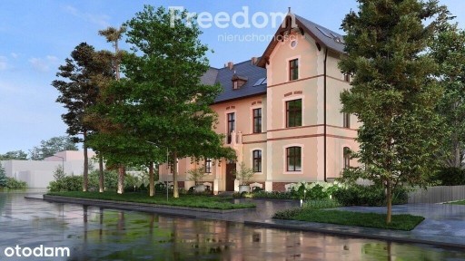 Willa na sprzedaż z pozwoleniem na przebudowe