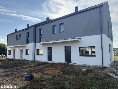 Lokal mieszkalny z ogrodem,oraz miejscem parkingowym !