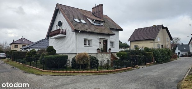 Na sprzedaż dom wraz z garażem