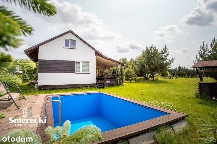 Działka z domkiem i basenem nad jez. Kunów