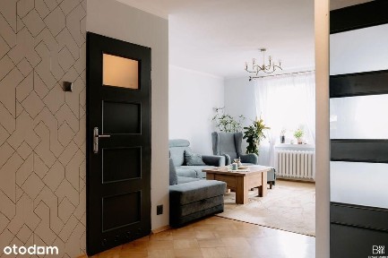 Mieszkanie 3-pokojowe z balkonem, blok SM