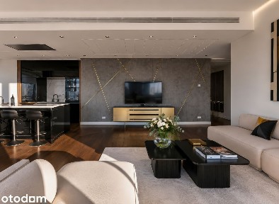 Trzypokojowy apartament w Złotej 44