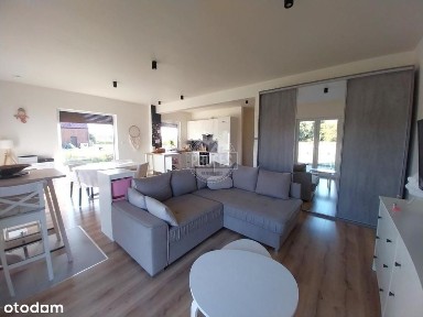 Nowy dom / Juszczyn (Środa Śląska)