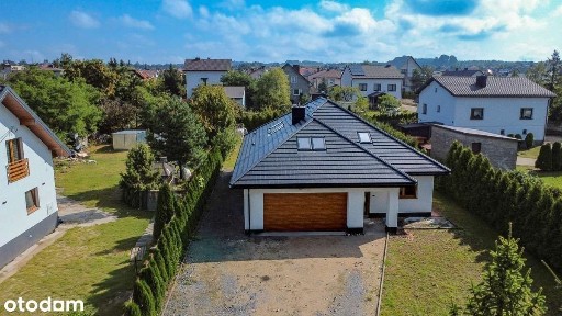 Piękny Dom W Ogrodzieńcu!