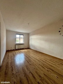 Na sprzedaż przestronne mieszkanie!