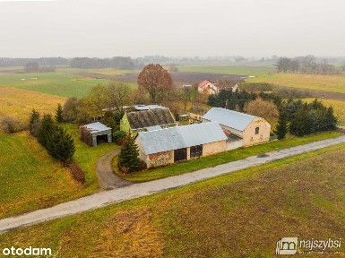 Orzesze - gospodarstwo rolne na skraju wsi