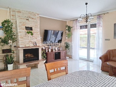 Dom w otulinie pól i lasów