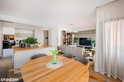 Apartament w centrum z widokiem na rzekę i tarasem