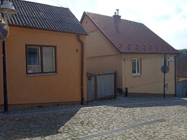 Sprzedam Dom w Centrum Bodzentyna