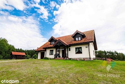 Dom na wzniesieniu z tarasem, działka 5882 m2