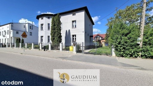 Kamienica z czterema mieszkaniami