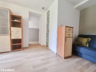 Gliwice do wynajęcia kawalerka z balkonem.