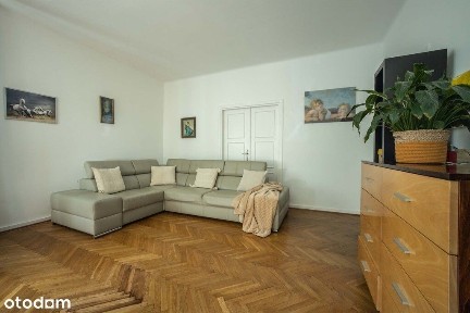 Rodzinny dom z garażem i tarasem