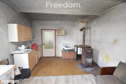 Tanie mieszkanie do remontu blisko miasta Namysłów