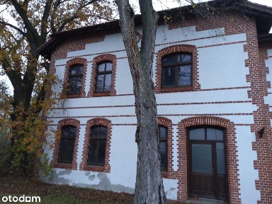 OdrestaurowanyDOMzKlimatemK.Pleszewa -Kalisz ok.19 km-grunt 1,6 HA !
