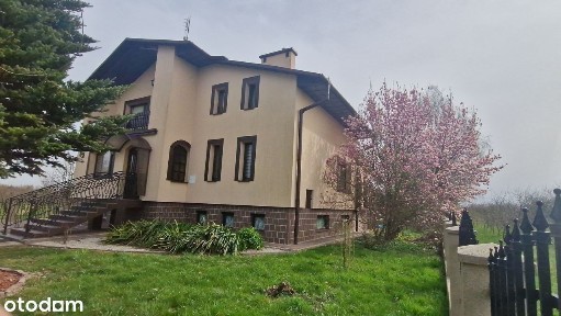 Dom w okolicy Tarnobrzega z dużym ogrodem