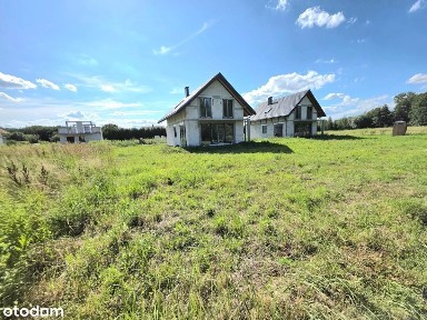 Domy w Cichej i spokojnej Okolicy !