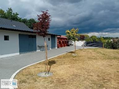 Atrakcyjny, parterowy dom z dużą działką!