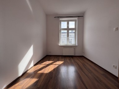 Do wynajęcia 2-pokojowe mieszkanie, Stare Miasto - ul. Długa