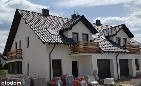 Szereg z garażem w spokojnej okolicy