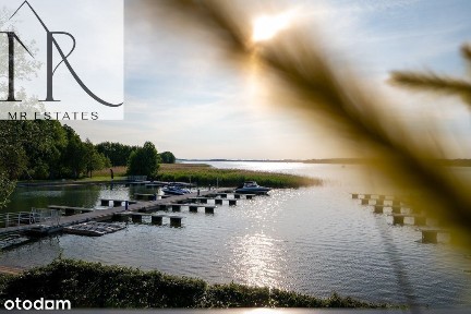 Apartament z antresolą i własnym portem